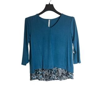 NY Collection Womens V-Neck Blouse Back Button 3/4 Sleeve Hi-Low Hem PXL Blue